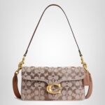 Bolso de Hombro Coach Tabby 26 Crystal Signature CDZ34 Jacquard y Cuero Napa con Cristales Color Latón/Seta