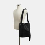 Bolsa Coach Bleecker Bucket Bag 36 CDU83 Cuero Negro con Correa Ajustable