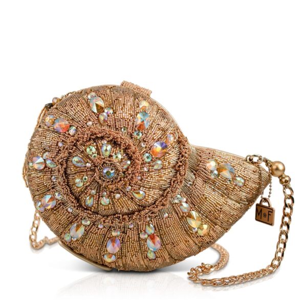 Bolsa Mary Frances Gold Coast BAG 25-174 Dorada con Cuentas y Correa Cruzada 49 pulgadas