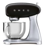 SMEG SMF04 - Batidora de pie Classico de 5 cuartos con arranque suave y mezcla constante, motor de 600 W, 10 velocidades