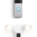 Kit de Seguridad Ring Plus Videotimbre Inalámbrico 2da Generación Níquel Plateado y Cámara con Reflector Cableada Blanco