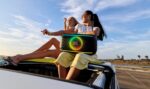 Altavoz Portátil para Fiestas JBL PartyBox On-The-Go 2 con Micrófono Inalámbrico Luces LED 100 Watts Negro a Prueba de S