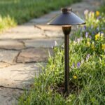 Luz de Jardín KSANA Low Voltage Landscape Lighting Bajo Voltaje 12V Acabado Bronce Antiguo Construcción de Latón 8 Pulga