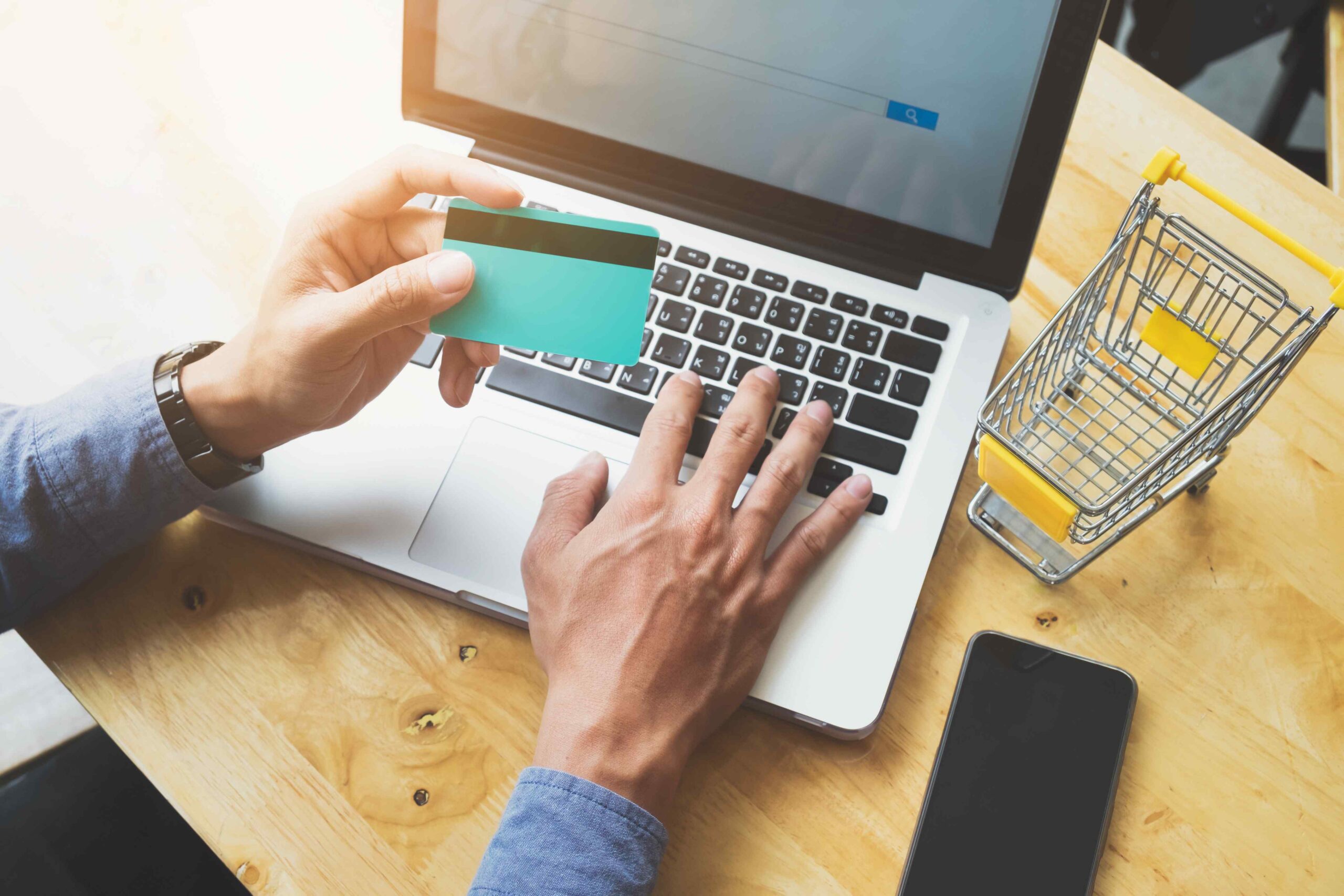¿Cómo hacer compras en línea seguras?