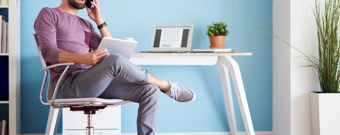 man-in-the-home-office man-in-the-home-office